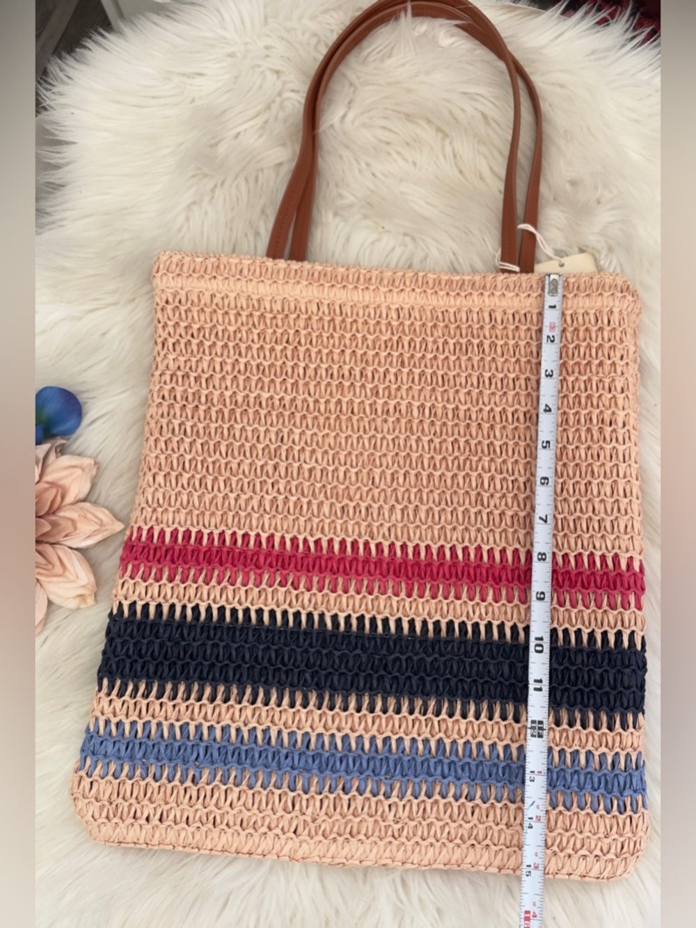 Woven Straw Tote Bag or Beach Bag Tan Pink and Blues Sz MED NEW! - Picture 3 of 6